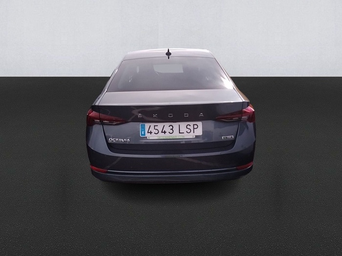 Skoda Octavia 1.5 TSI MHEV Style DSG 110 kW (150 CV) Vehículo usado en Madrid Skoda Octavia 1.5 TSI MHEV Style DSG 110 kW (150 CV) Vehículo usado en Madrid