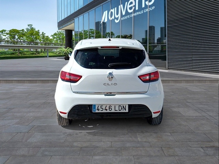 Renault Clio Limited dCi 66 kW (90 CV) Vehículo usado en Madrid Renault Clio Limited dCi 66 kW (90 CV) Vehículo usado en Madrid