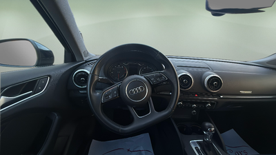 Audi A3 Sportback design 35 TFSI 110 kW (150 CV) S tronic 10 Audi A3 Sportback design 35 TFSI 110 kW (150 CV) S tronic 10