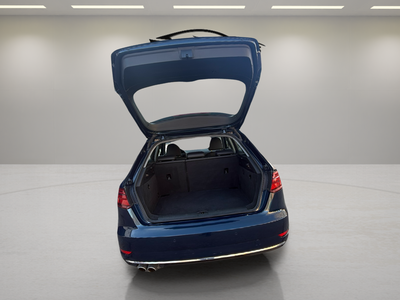 Audi A3 Sportback design 35 TFSI 110 kW (150 CV) S tronic 15 Audi A3 Sportback design 35 TFSI 110 kW (150 CV) S tronic 15