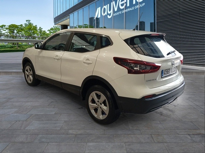 Nissan Qashqai dCi 85 Acenta 85 kW (115 CV) Vehículo usado en Madrid Nissan Qashqai dCi 85 Acenta 85 kW (115 CV) Vehículo usado en Madrid