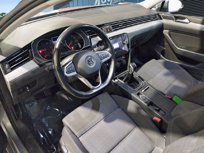 Volkswagen Passat Variant Executive 2.0 TDI 110 kW (150 CV) 7 Volkswagen Passat Variant Executive 2.0 TDI 110 kW (150 CV) 7