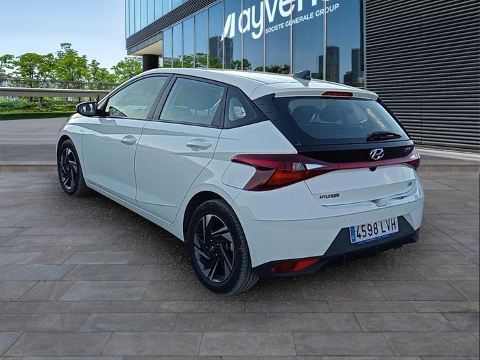 Hyundai i20 1.0 TGDI 48V Klass 74 kW (100 CV) Vehículo usado en Madrid Hyundai i20 1.0 TGDI 48V Klass 74 kW (100 CV) Vehículo usado en Madrid