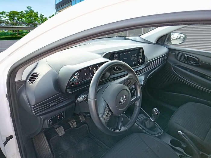 Hyundai i20 1.0 TGDI 48V Klass 74 kW (100 CV) Vehículo usado en Madrid Hyundai i20 1.0 TGDI 48V Klass 74 kW (100 CV) Vehículo usado en Madrid