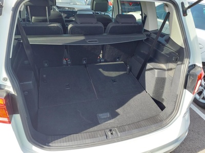 Volkswagen Touran Advance 2.0 TDI 110 kW (150 CV) 13 Volkswagen Touran Advance 2.0 TDI 110 kW (150 CV) 13