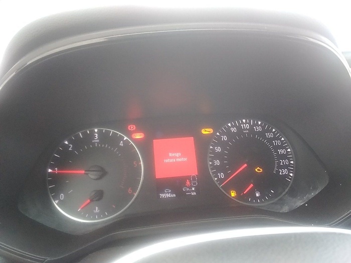 Renault Clio Equilibre Blue dCi 74 kW (100 CV) Vehículo usado en Madrid Renault Clio Equilibre Blue dCi 74 kW (100 CV) Vehículo usado en Madrid