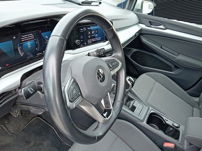 Volkswagen Golf 2.0 TDI 85 kW (115 CV) Vehículo usado en Madrid Volkswagen Golf 2.0 TDI 85 kW (115 CV) Vehículo usado en Madrid