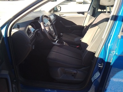 Volkswagen T-Roc Advance Style 2.0 TDI 85 kW (115 CV) 14 Volkswagen T-Roc Advance Style 2.0 TDI 85 kW (115 CV) 14