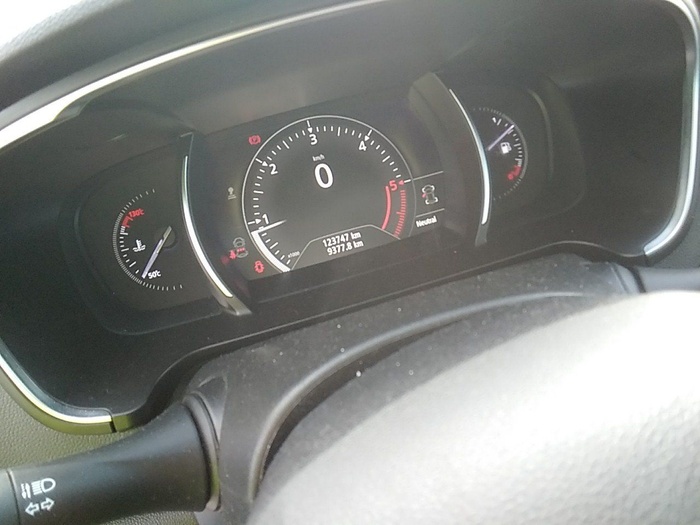 Renault Talisman Business Blue dCi 88 kW (120 CV) Vehículo usado en Madrid Renault Talisman Business Blue dCi 88 kW (120 CV) Vehículo usado en Madrid