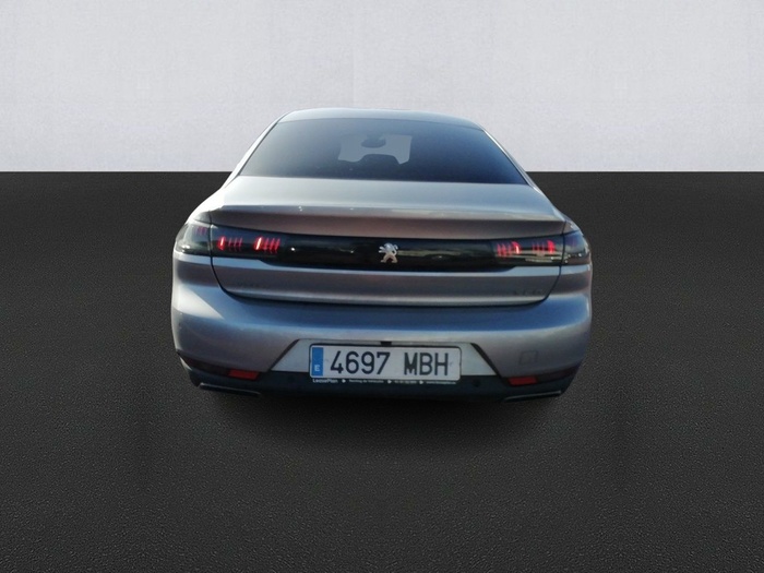 Peugeot 508 BlueHDI 130 S&S Allure Pack EAT8 96 kW (130 CV) Vehículo usado en Madrid Peugeot 508 BlueHDI 130 S&S Allure Pack EAT8 96 kW (130 CV) Vehículo usado en Madrid