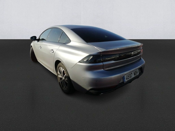 Peugeot 508 BlueHDI 130 S&S Allure Pack EAT8 96 kW (130 CV) Vehículo usado en Madrid Peugeot 508 BlueHDI 130 S&S Allure Pack EAT8 96 kW (130 CV) Vehículo usado en Madrid