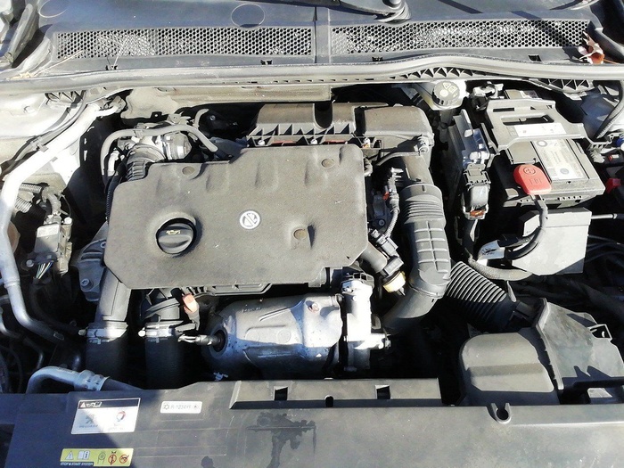 Peugeot 508 BlueHDI 130 S&S Allure Pack EAT8 96 kW (130 CV) Vehículo usado en Madrid Peugeot 508 BlueHDI 130 S&S Allure Pack EAT8 96 kW (130 CV) Vehículo usado en Madrid