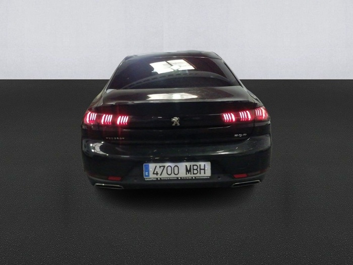 Peugeot 508 BlueHDI 130 S&S Allure Pack EAT8 96 kW (130 CV) Vehículo usado en Madrid Peugeot 508 BlueHDI 130 S&S Allure Pack EAT8 96 kW (130 CV) Vehículo usado en Madrid