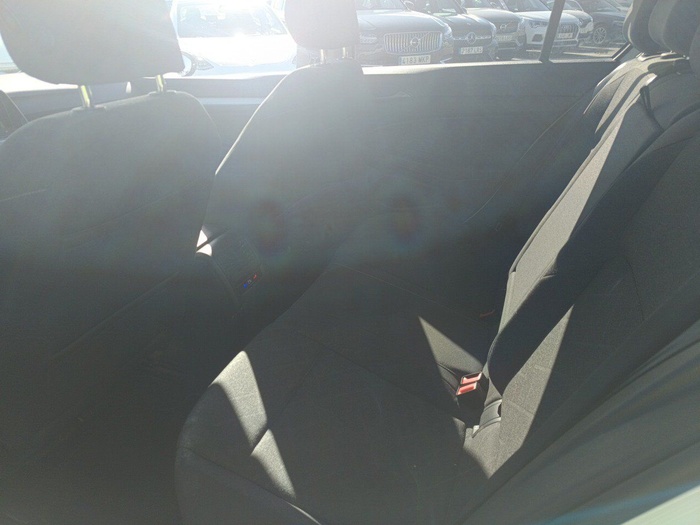 Volkswagen Golf Life 2.0 TDI 85 kW (115 CV) Vehículo usado en Madrid Volkswagen Golf Life 2.0 TDI 85 kW (115 CV) Vehículo usado en Madrid