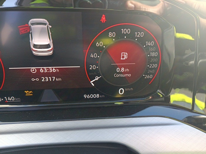 Volkswagen Golf Life 2.0 TDI 85 kW (115 CV) Vehículo usado en Madrid Volkswagen Golf Life 2.0 TDI 85 kW (115 CV) Vehículo usado en Madrid