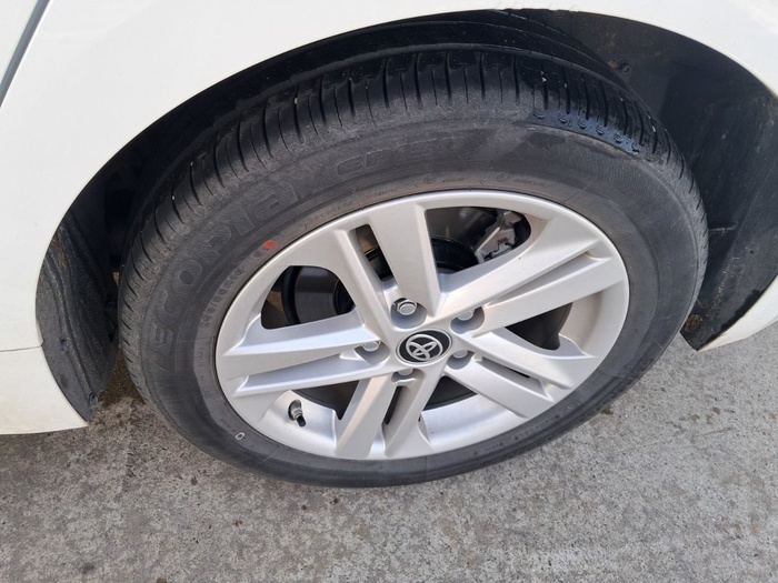 Toyota Corolla 1.8 125 Híbrido Active Tech E-CVT 90 kW (122 CV) Vehículo usado en Madrid Toyota Corolla 1.8 125 Híbrido Active Tech E-CVT 90 kW (122 CV) Vehículo usado en Madrid