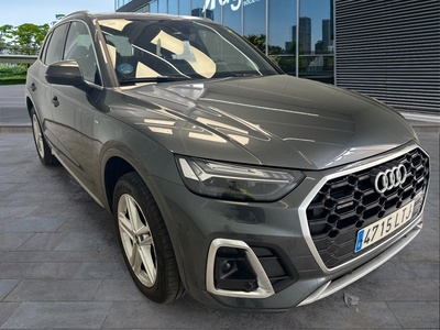 Audi Q5 TFSIe S Line 55 TFSIe quattro-ultra 270 kW (367 CV) S tronic 3 Audi Q5 TFSIe S Line 55 TFSIe quattro-ultra 270 kW (367 CV) S tronic 3
