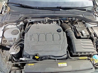 Volkswagen Golf 2.0 TDI 85 kW (115 CV) 15 Volkswagen Golf 2.0 TDI 85 kW (115 CV) 15