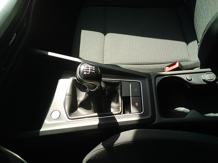 Volkswagen Golf 2.0 TDI 85 kW (115 CV) Vehículo usado en Madrid Volkswagen Golf 2.0 TDI 85 kW (115 CV) Vehículo usado en Madrid