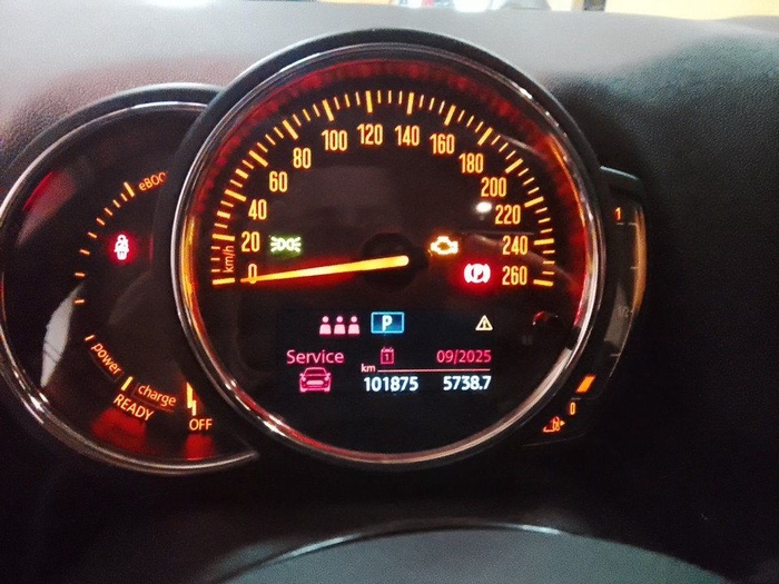 MINI MINI Countryman Cooper S E ALL4 162 kW (220 CV) Vehículo usado en Madrid MINI MINI Countryman Cooper S E ALL4 162 kW (220 CV) Vehículo usado en Madrid