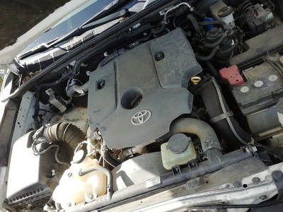 Toyota Hilux 2.4 D-4D Doble Cabina GX 110 kW (150 CV) 10 Toyota Hilux 2.4 D-4D Doble Cabina GX 110 kW (150 CV) 10