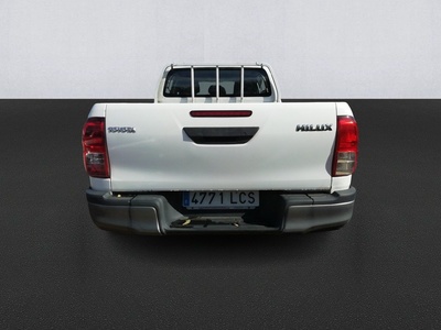 Toyota Hilux 2.4 D-4D Doble Cabina GX 110 kW (150 CV) 6 Toyota Hilux 2.4 D-4D Doble Cabina GX 110 kW (150 CV) 6