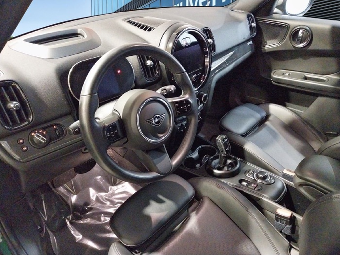 MINI MINI Countryman Cooper 100 kW (136 CV) Vehículo usado en Madrid MINI MINI Countryman Cooper 100 kW (136 CV) Vehículo usado en Madrid