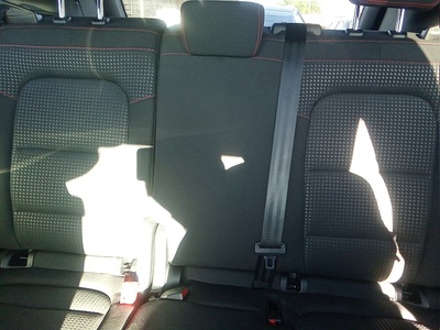 Ford Kuga 1.5 EcoBlue ST-Line Auto 88 kW (120 CV) 9 Ford Kuga 1.5 EcoBlue ST-Line Auto 88 kW (120 CV) 9