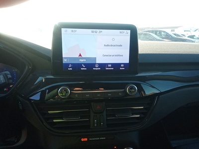 Ford Kuga 1.5 EcoBlue ST-Line Auto 88 kW (120 CV) 10 Ford Kuga 1.5 EcoBlue ST-Line Auto 88 kW (120 CV) 10