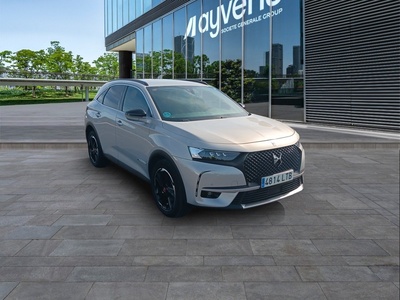 DS DS7 Crossback BlueHDi 130 DE Performance Line AT 96 kW (130 CV) 10 DS DS7 Crossback BlueHDi 130 DE Performance Line AT 96 kW (130 CV) 10