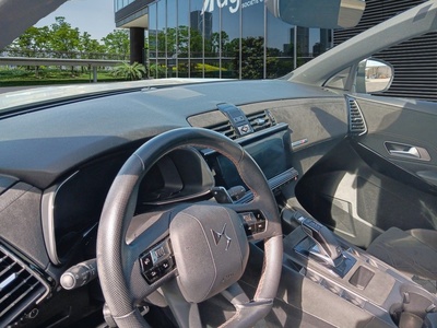 DS DS7 Crossback BlueHDi 130 DE Performance Line AT 96 kW (130 CV) 14 DS DS7 Crossback BlueHDi 130 DE Performance Line AT 96 kW (130 CV) 14