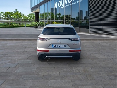 DS DS7 Crossback BlueHDi 130 DE Performance Line AT 96 kW (130 CV) 12 DS DS7 Crossback BlueHDi 130 DE Performance Line AT 96 kW (130 CV) 12