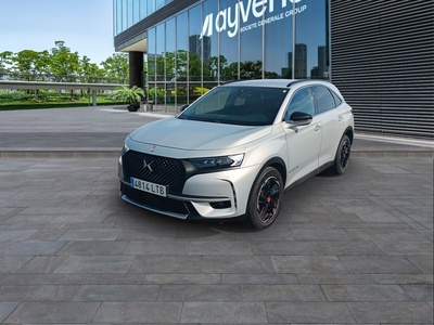 DS DS7 Crossback BlueHDi 130 DE Performance Line AT 96 kW (130 CV) 8 DS DS7 Crossback BlueHDi 130 DE Performance Line AT 96 kW (130 CV) 8