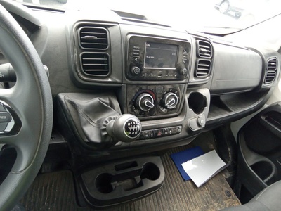 Fiat Ducato Furgon 33 L2H2 2.2 Multijet 103 kW (140 CV) 9 Fiat Ducato Furgon 33 L2H2 2.2 Multijet 103 kW (140 CV) 9