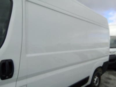 Fiat Ducato Furgon 33 L2H2 2.2 Multijet 103 kW (140 CV) 14 Fiat Ducato Furgon 33 L2H2 2.2 Multijet 103 kW (140 CV) 14