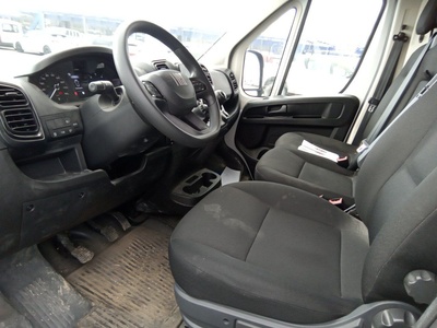 Fiat Ducato Furgon 33 L2H2 2.2 Multijet 103 kW (140 CV) 7 Fiat Ducato Furgon 33 L2H2 2.2 Multijet 103 kW (140 CV) 7