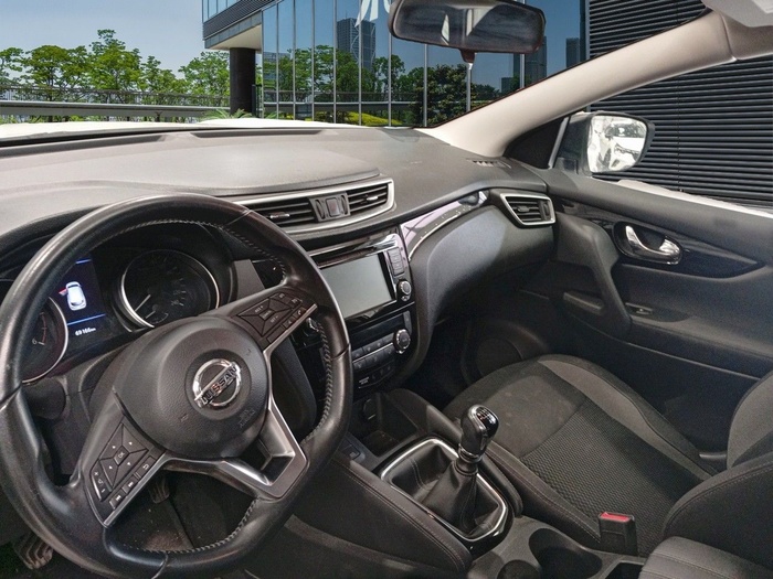 Nissan Qashqai dCi 85 Acenta 85 kW (115 CV) Vehículo usado en Madrid Nissan Qashqai dCi 85 Acenta 85 kW (115 CV) Vehículo usado en Madrid