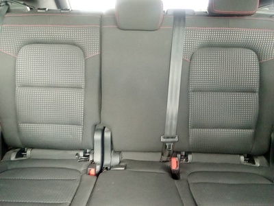 Ford Kuga 1.5 EcoBlue ST-Line 88 kW (120 CV) 9 Ford Kuga 1.5 EcoBlue ST-Line 88 kW (120 CV) 9