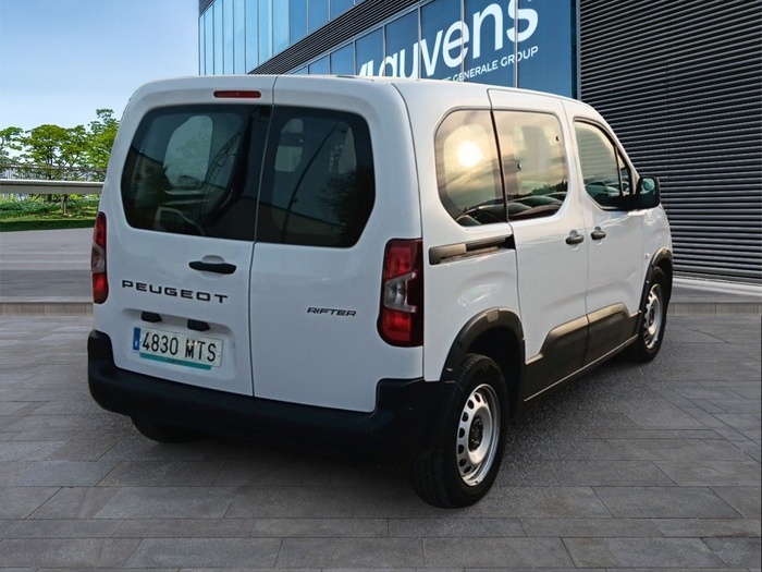 Peugeot Rifter Active Business Standard BlueHDi 73 kW (100 CV) Vehículo usado en Madrid Peugeot Rifter Active Business Standard BlueHDi 73 kW (100 CV) Vehículo usado en Madrid