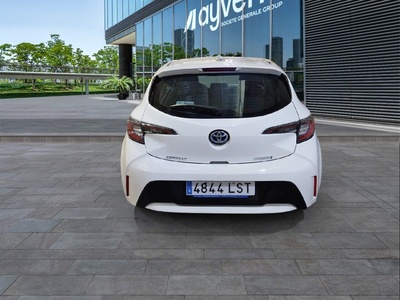 Toyota Corolla 1.8 125H Business Plus E-CVT 90 kW (122 CV) 5 Toyota Corolla 1.8 125H Business Plus E-CVT 90 kW (122 CV) 5