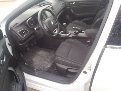 Renault Megane Business Blue dCi 85 kW (115 CV) 7 Renault Megane Business Blue dCi 85 kW (115 CV) 7