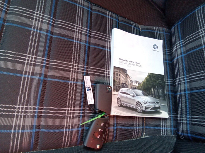 Volkswagen Golf GTE 1.4 TSI e-Power 150 kW (204 CV) DSG Vehículo usado en Madrid Volkswagen Golf GTE 1.4 TSI e-Power 150 kW (204 CV) DSG Vehículo usado en Madrid