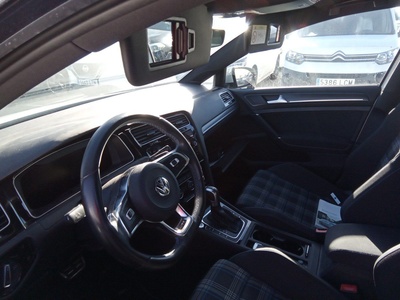 Volkswagen Golf GTE 1.4 TSI e-Power 150 kW (204 CV) DSG 7 Volkswagen Golf GTE 1.4 TSI e-Power 150 kW (204 CV) DSG 7