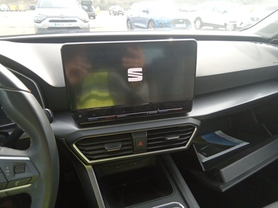 SEAT León 2.0 TDI S&S Style Go 85 kW (115 CV) 15 SEAT León 2.0 TDI S&S Style Go 85 kW (115 CV) 15