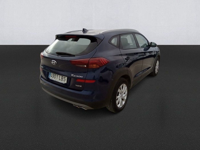 Hyundai Tucson 1.6 CRDI 48V SLE 4x2 85 kW (116 CV) Vehículo usado en Madrid Hyundai Tucson 1.6 CRDI 48V SLE 4x2 85 kW (116 CV) Vehículo usado en Madrid