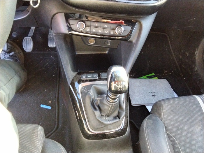 Opel Corsa 1.2 T XHL GS 74 kW (100 CV) Vehículo usado en Madrid Opel Corsa 1.2 T XHL GS 74 kW (100 CV) Vehículo usado en Madrid