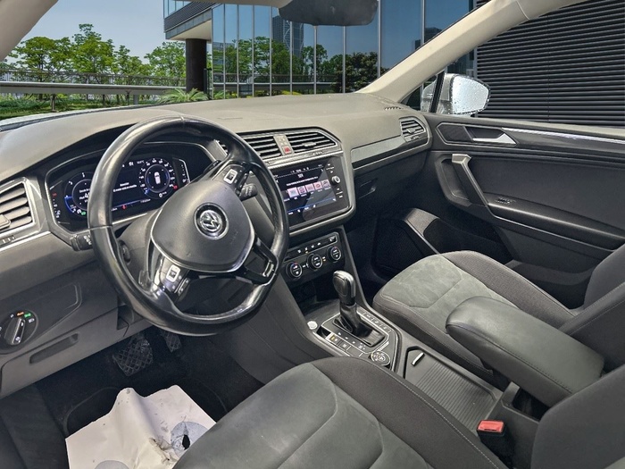 Volkswagen Tiguan Allspace Sport 2.0 TDI 4Motion 147 kW (200 CV) DSG Vehículo usado en Madrid Volkswagen Tiguan Allspace Sport 2.0 TDI 4Motion 147 kW (200 CV) DSG Vehículo usado en Madrid