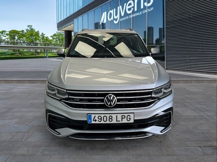 Volkswagen Tiguan R-Line 2.0 TDI 110 kW (150 CV) DSG Vehículo usado en Madrid Volkswagen Tiguan R-Line 2.0 TDI 110 kW (150 CV) DSG Vehículo usado en Madrid