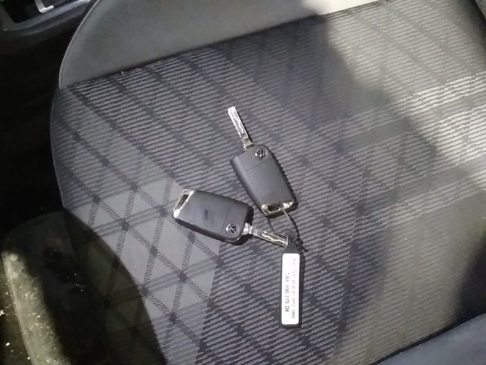 Volkswagen Tiguan R-Line 2.0 TDI 110 kW (150 CV) DSG Vehículo usado en Madrid Volkswagen Tiguan R-Line 2.0 TDI 110 kW (150 CV) DSG Vehículo usado en Madrid