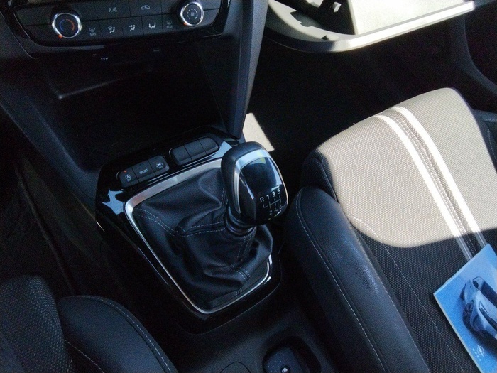 Opel Corsa 1.2 T XHL GS 74 kW (100 CV) Vehículo usado en Madrid Opel Corsa 1.2 T XHL GS 74 kW (100 CV) Vehículo usado en Madrid